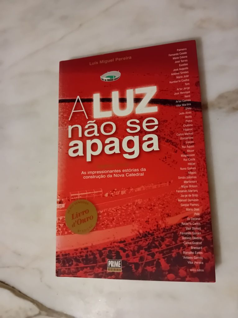 Livro A Luz Não se Apaga
