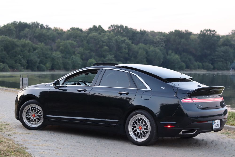 Lincoln Hybrid MKZ