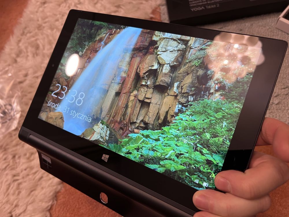 Lenovo Yoga tablet Windows LTE intel 32GB