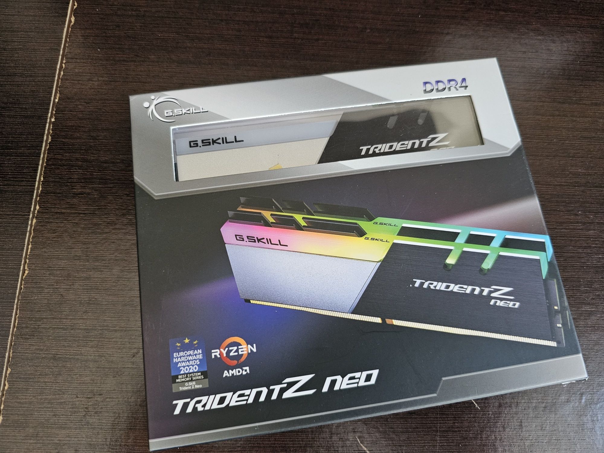 Memórias RAM G.Skill 16GB Trident RGB (2x8GB) DDR4 3600MHz CL16
