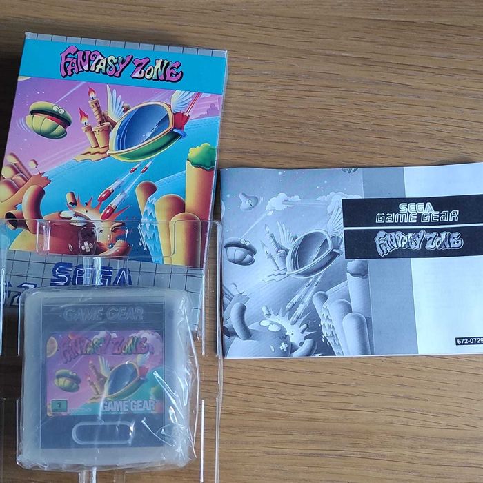 Consola Sega GameGear + Jogos + Acessórios