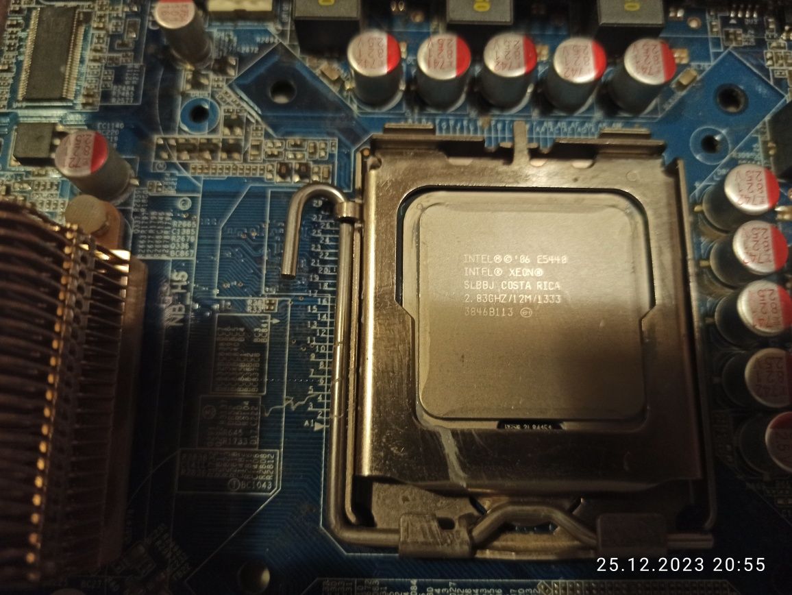 Plyta ga-p35 ds4 + xeon e 5440 +2x2gb ddr2