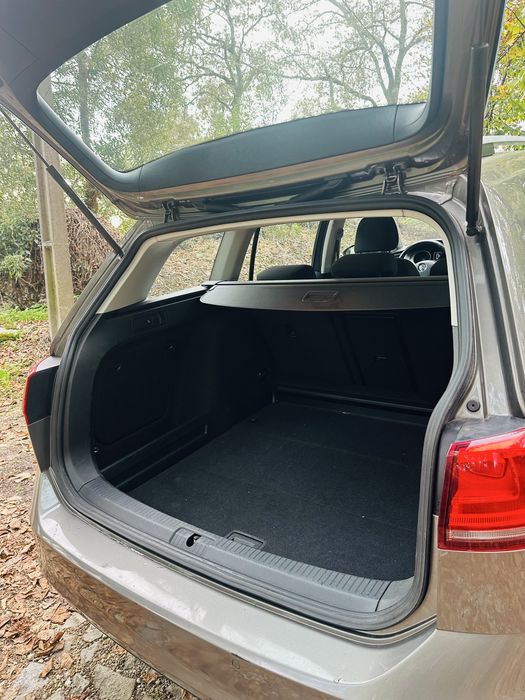 VOLKSWAGEN Golf Carrinha