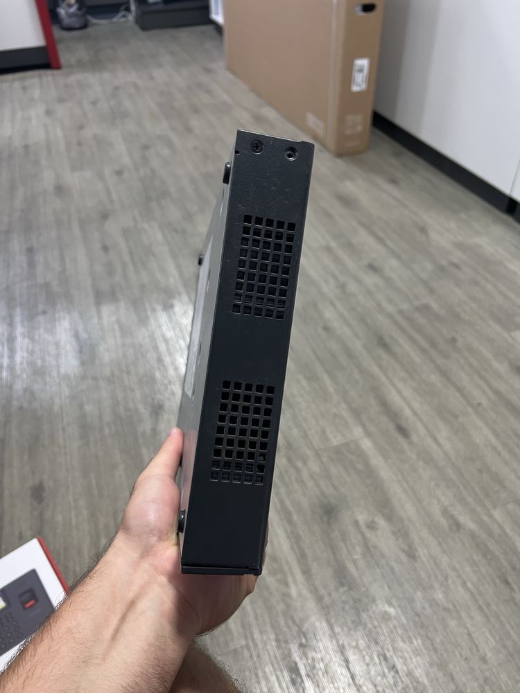 Защищенный маршрутизатор для сетей Gigabit Ethernet, Cisco 891