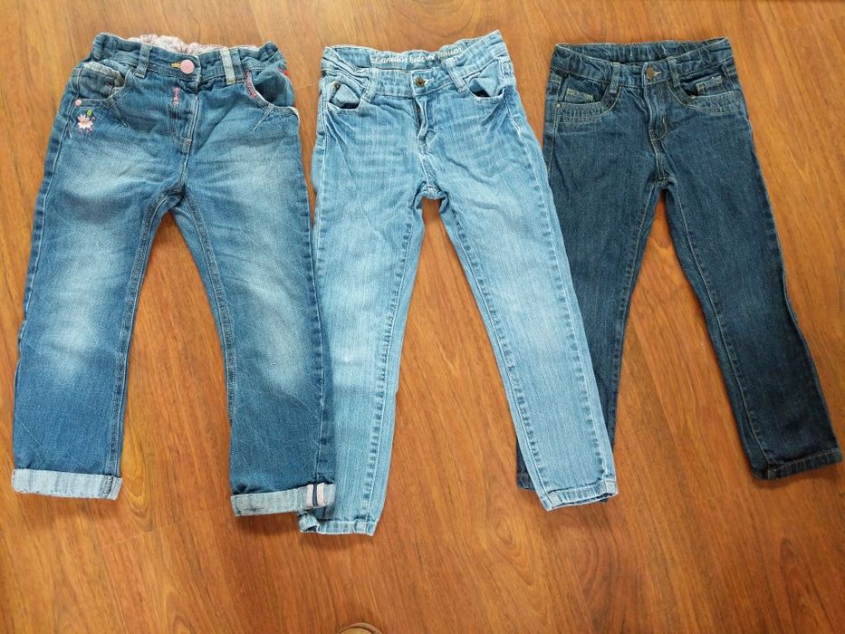 Lote 3 calças ganga menina 5-6 anos (1 par é marca Lanidor)