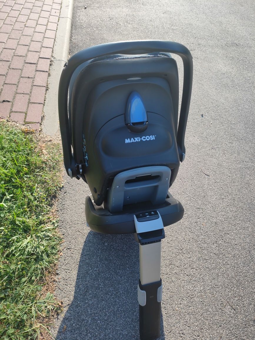 Maxi Cosi  fotelik cabrio Fox family fix base
