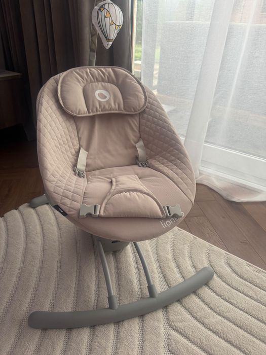 Elektryczny bujaczek/ leżaczek + pilot  Lionelo