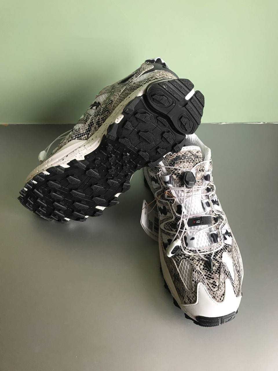 Кросівки Adidas Hyperturf 40 2/3, 42, 42 2/3 р