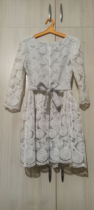 Плаття  на випускний, весілля.