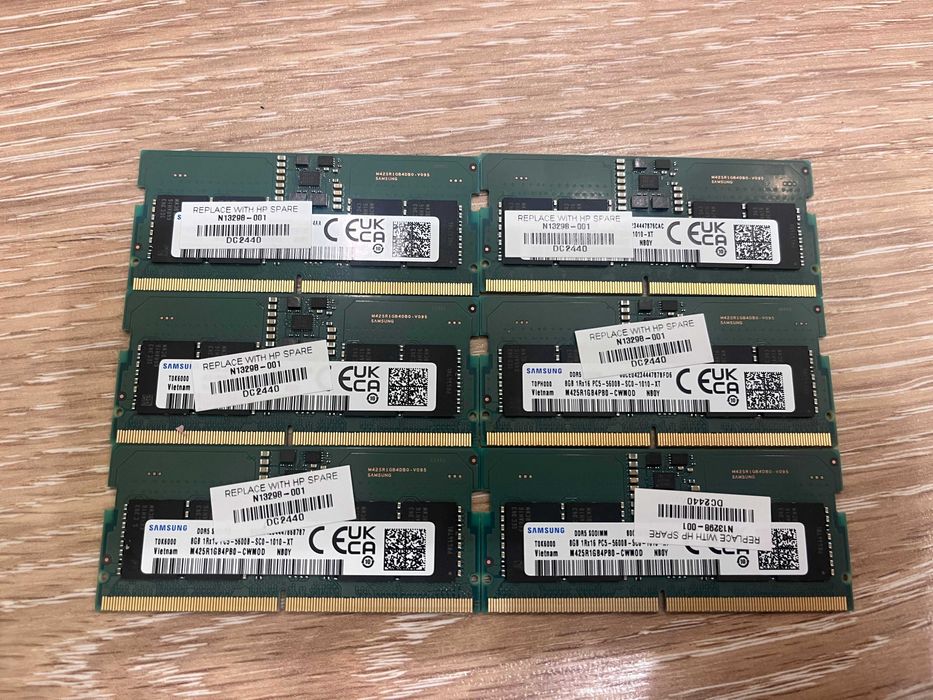 Пам'ять для ноута DDR5 8GB 5600 Samsung SODIMM (M425R1GB4PB0-CWMOD)