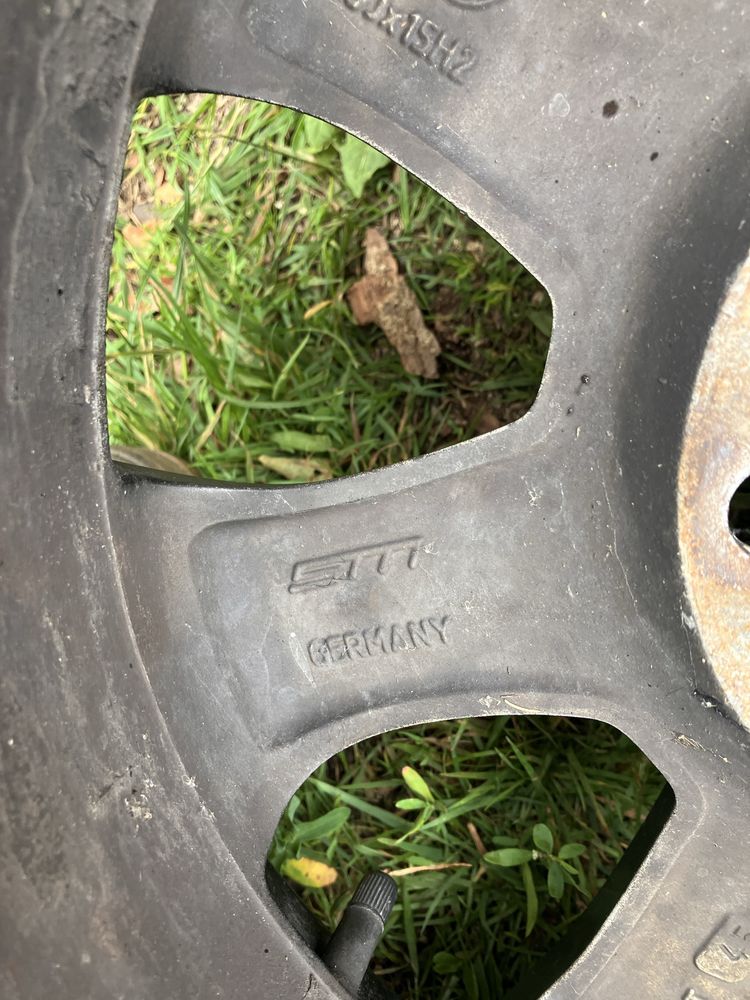 Alo felgi 15 letnie z a4 audi
