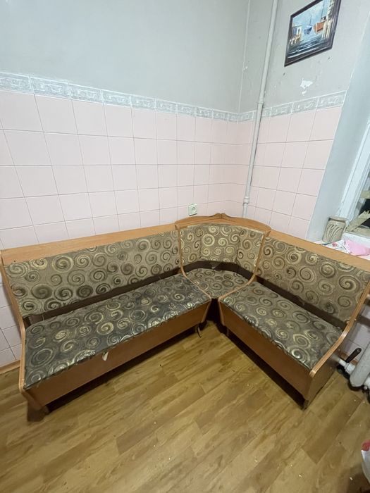 бесплатно уголок кухонный