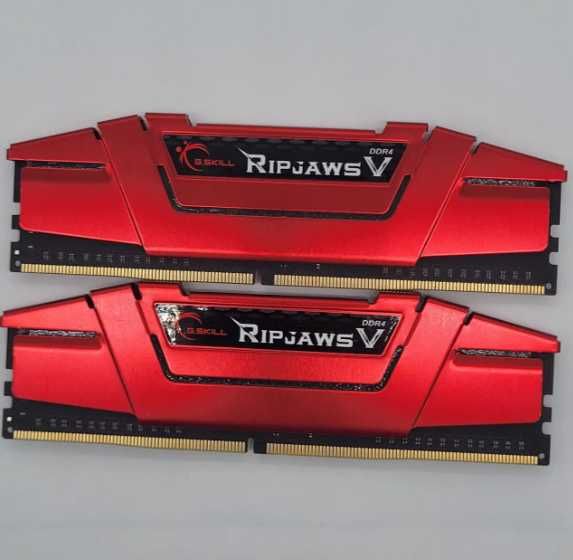 Комплект: память DDR4 (8 гб, 2666) + кулер для корпуса - новое!