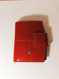 Skórzany portfel damski Peterson czerwony