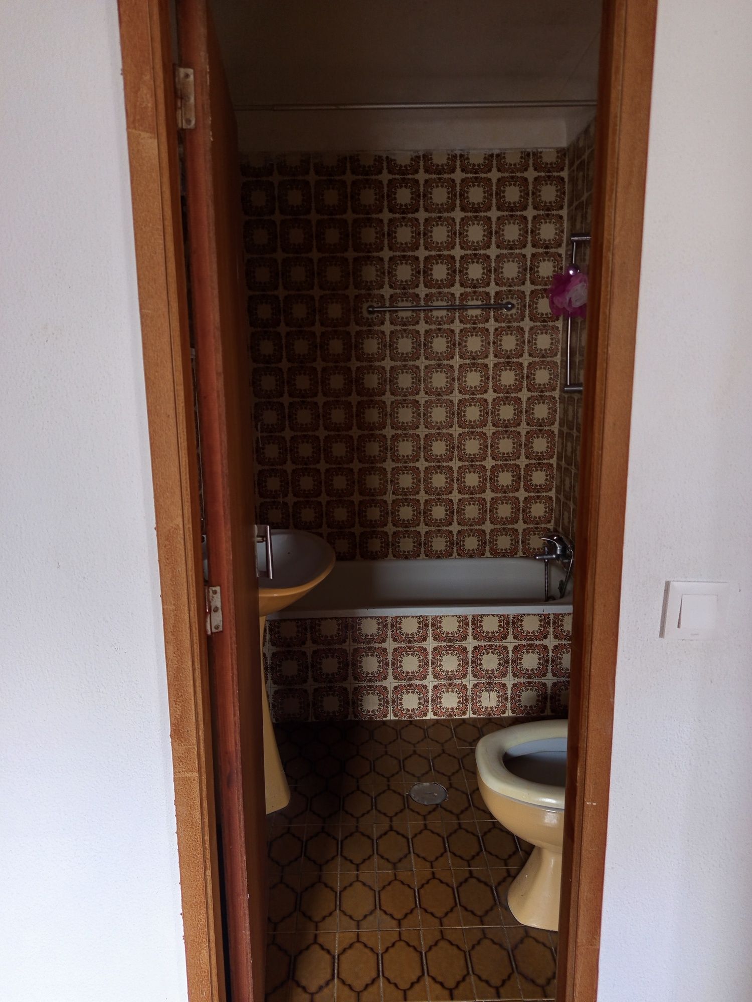 Moradia V2 em Seia habitavel