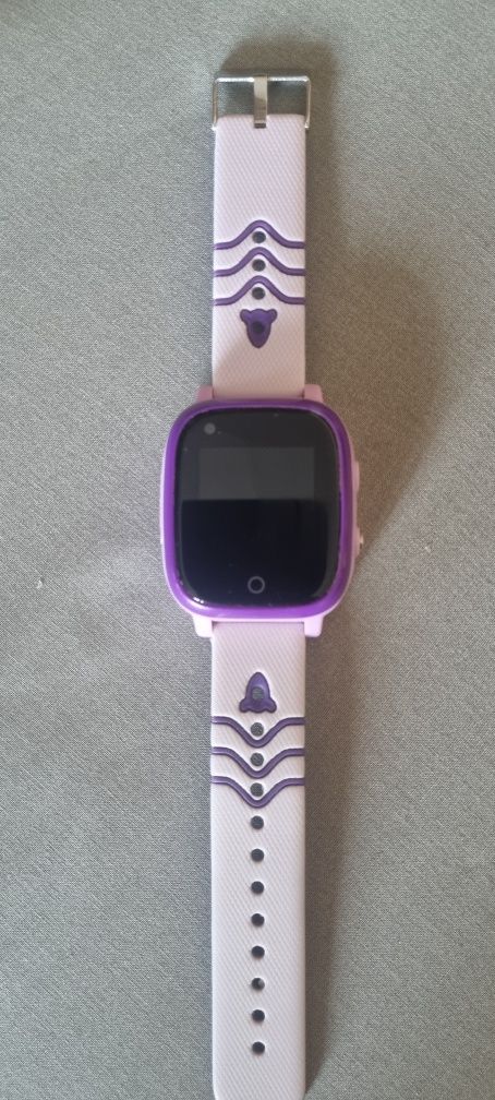 Продам дитячий смарт годиник jetix t-watch2