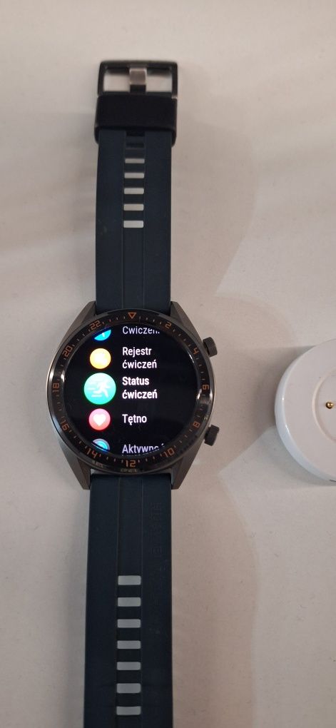 Smartwatch Huawei GT + ładowarka