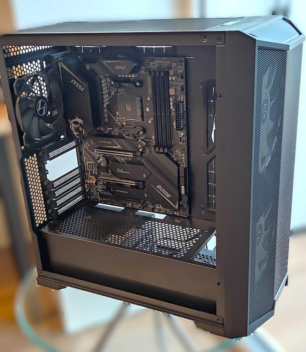 Комплект корпус ПК Lian Li + материнська плата MSI X570S + БЖ EVGA 750