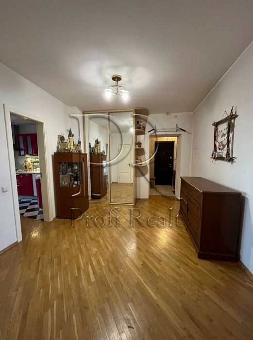 Продаж 2 кімн. квартири за адресою Смілянська 10/31 Волинська