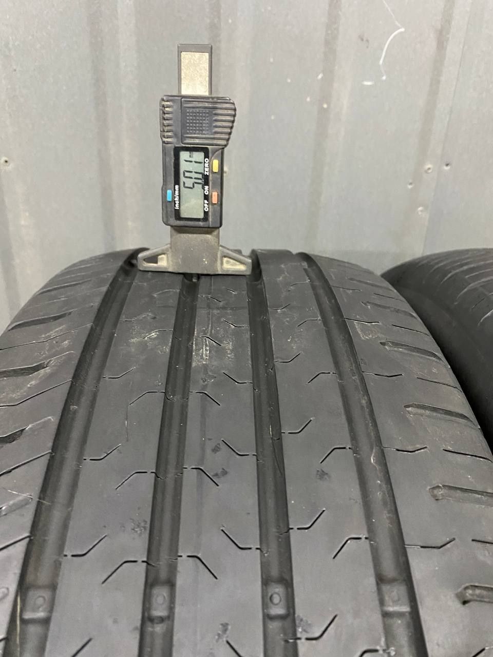 235/55R17 103V XL Continental ContiEcoContact 5 20рік 5мл