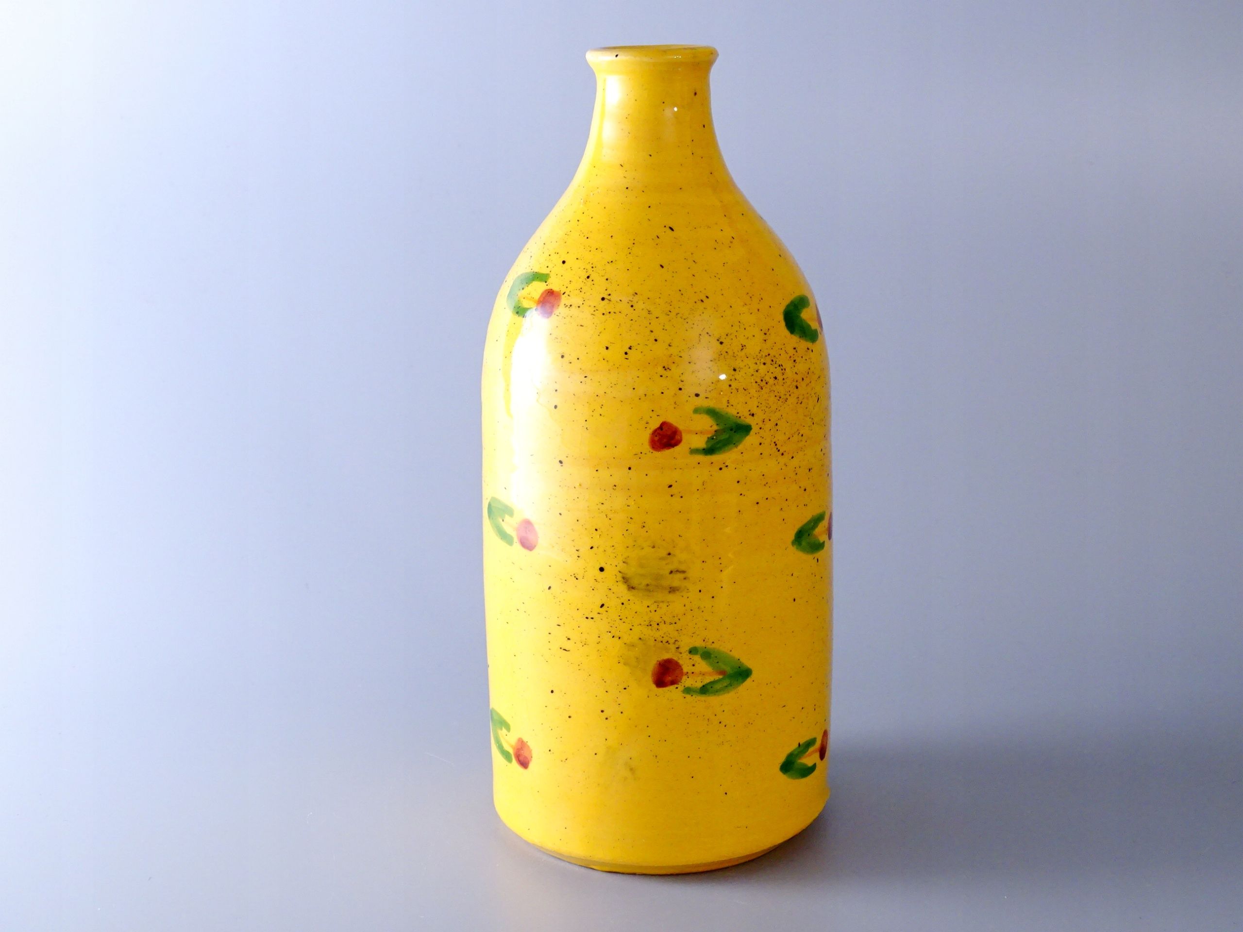 ręcznie wykonana butla ceramiczna