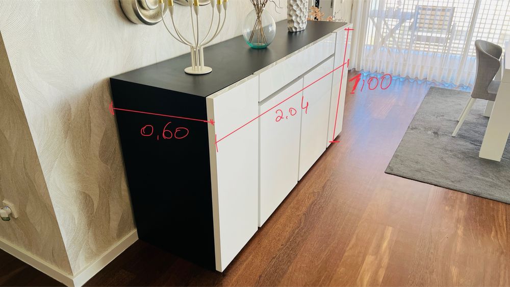 Vendo moderno aparador de sala jantar