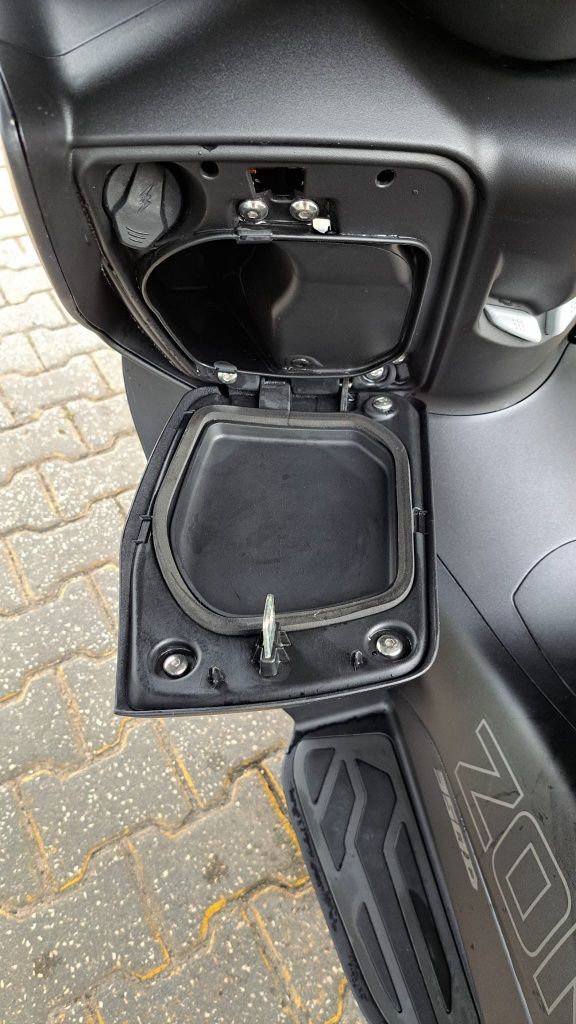 Mota Maxi Scooter Zontes 350D