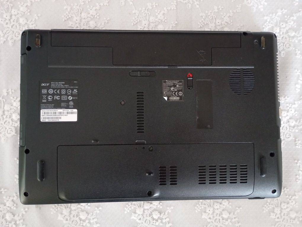 Acer Aspire Core 2 Duo 2.4GHz, SSD 256, 8Gb, ekran 15,6"Stan BDB