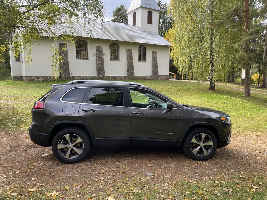 Jeep cherokee kl 2019 3.2 v6 Pentastar 4x4