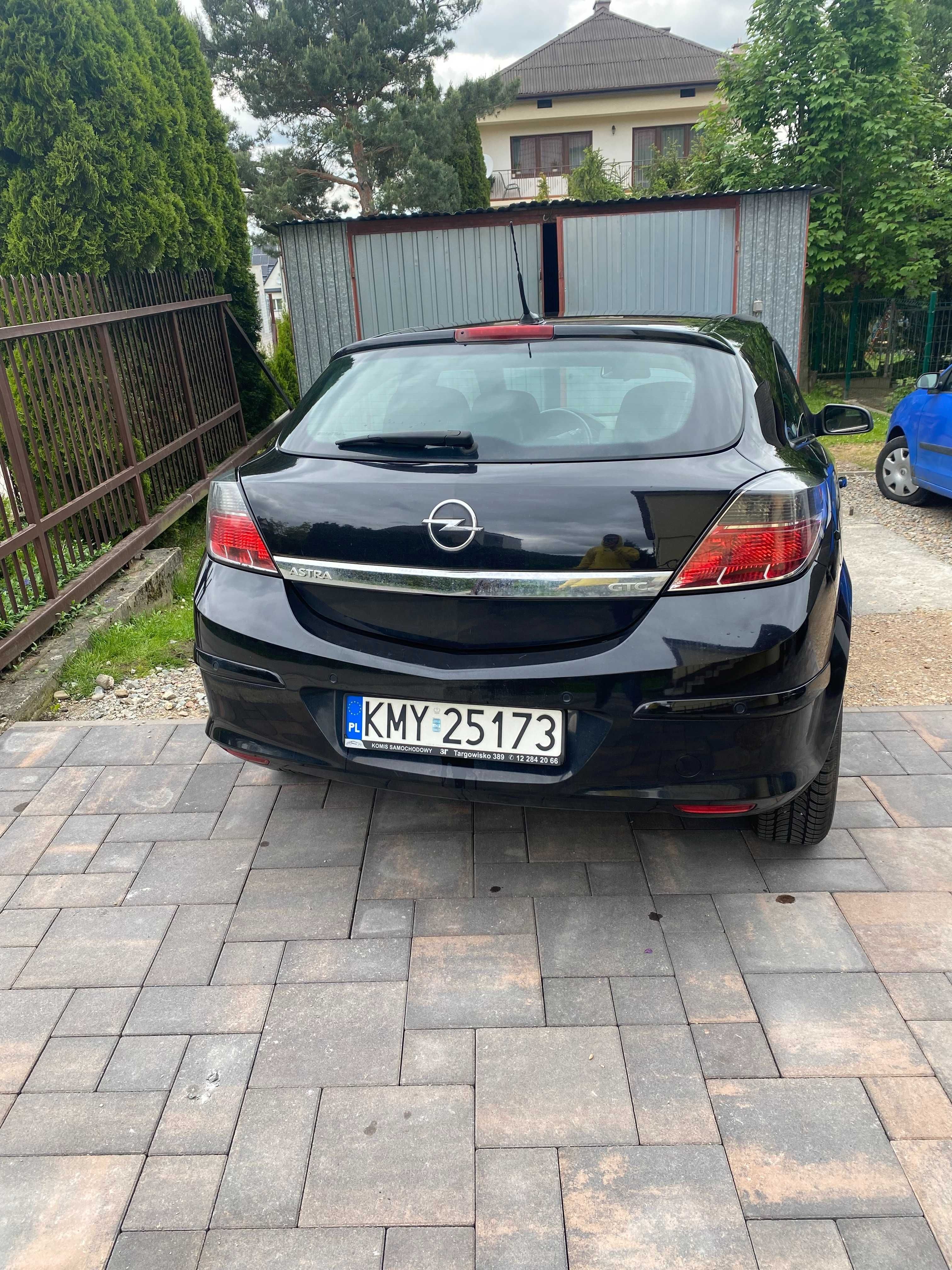 Opel Astra H GTC PANORAMA 2008r.