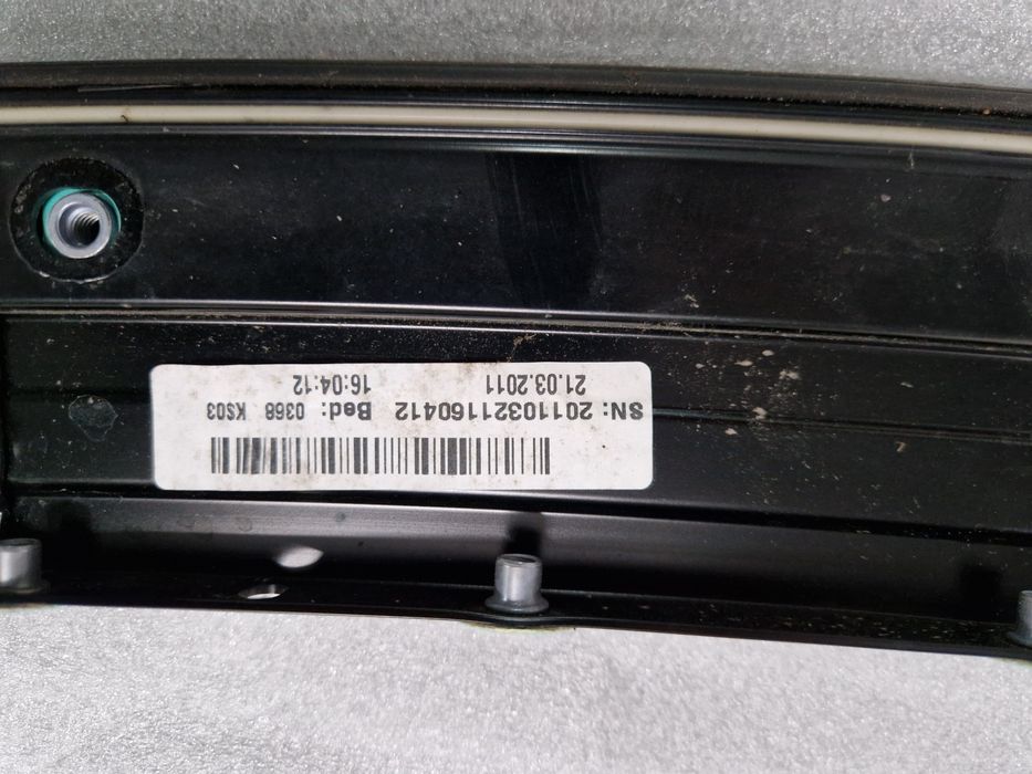 Pala de vento de Mercedes e cabriole