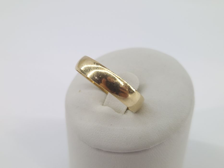 Obrączka złota pr 585 waga 2,92g rozmiar 23 używana pudełko gratis