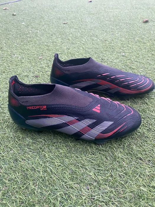 Chuteira Adidas Predator Elite