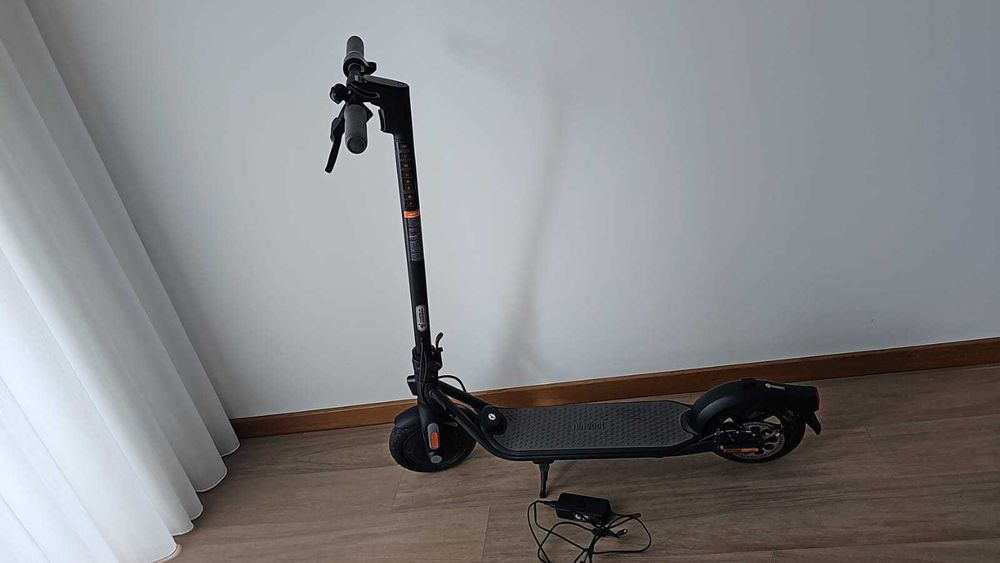 Trotinete Elétrico Ninebot