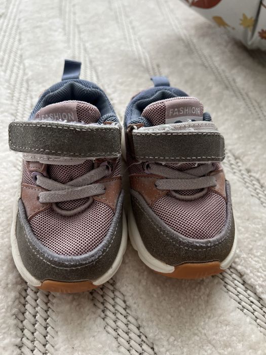 Кросівки для дівчинки Кроссовки для девочки