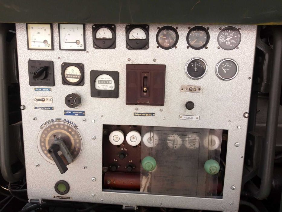 Agregat wojskowy 30kW ,38kVA na przyczepie stan b.d.