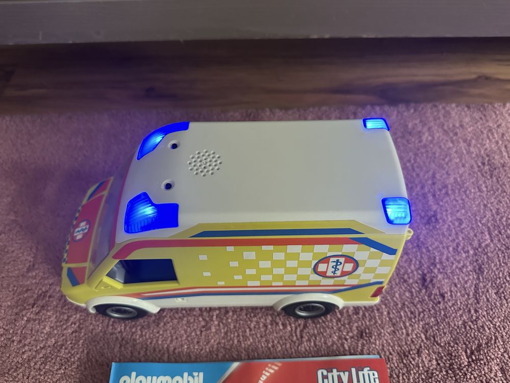 Karetka pogotowia Playmobil City Life