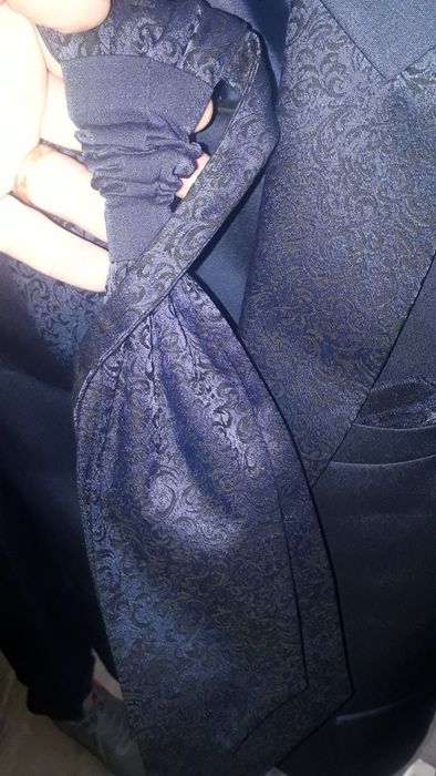 Vendo fato  de cerimônia