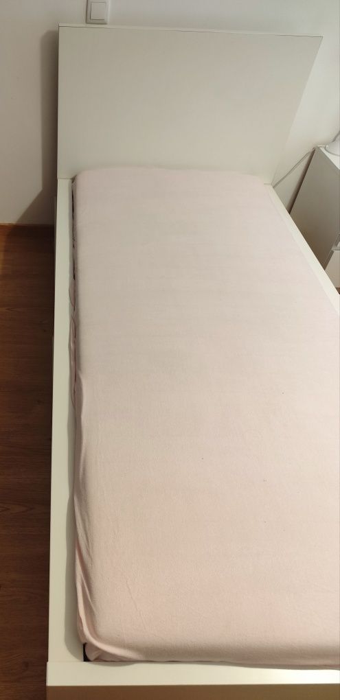 Cama solteiro completa c/estrado + colchão, 90x200 cm