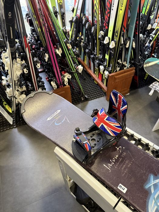 Deska snowboardowa DEVOUR 133 + wiązania SP S/M