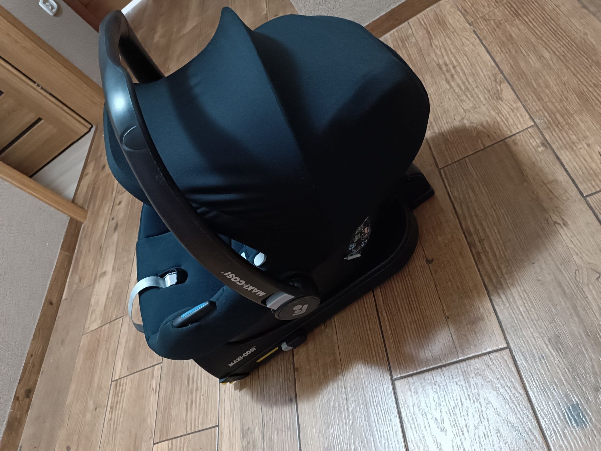 Maxi Cosi cabriofix I- SIZE