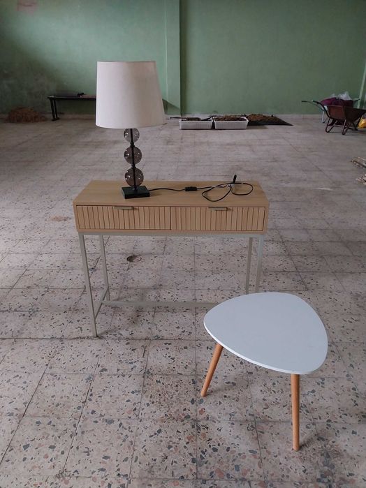 Mesa aparador 2 gavetas