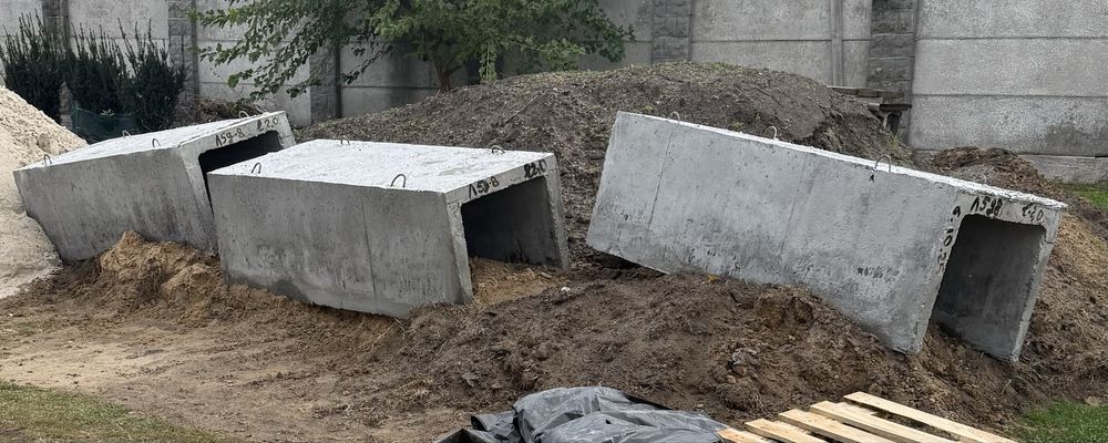 Продам 4 шт. залізобетонних лотків розміром 2000х780х680 (LxBxH)