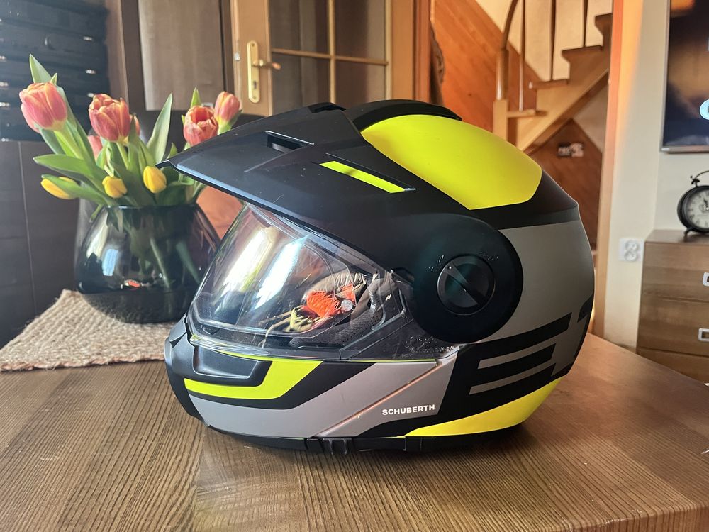 Kask schuberth E1 fluo, rozmiar M/57