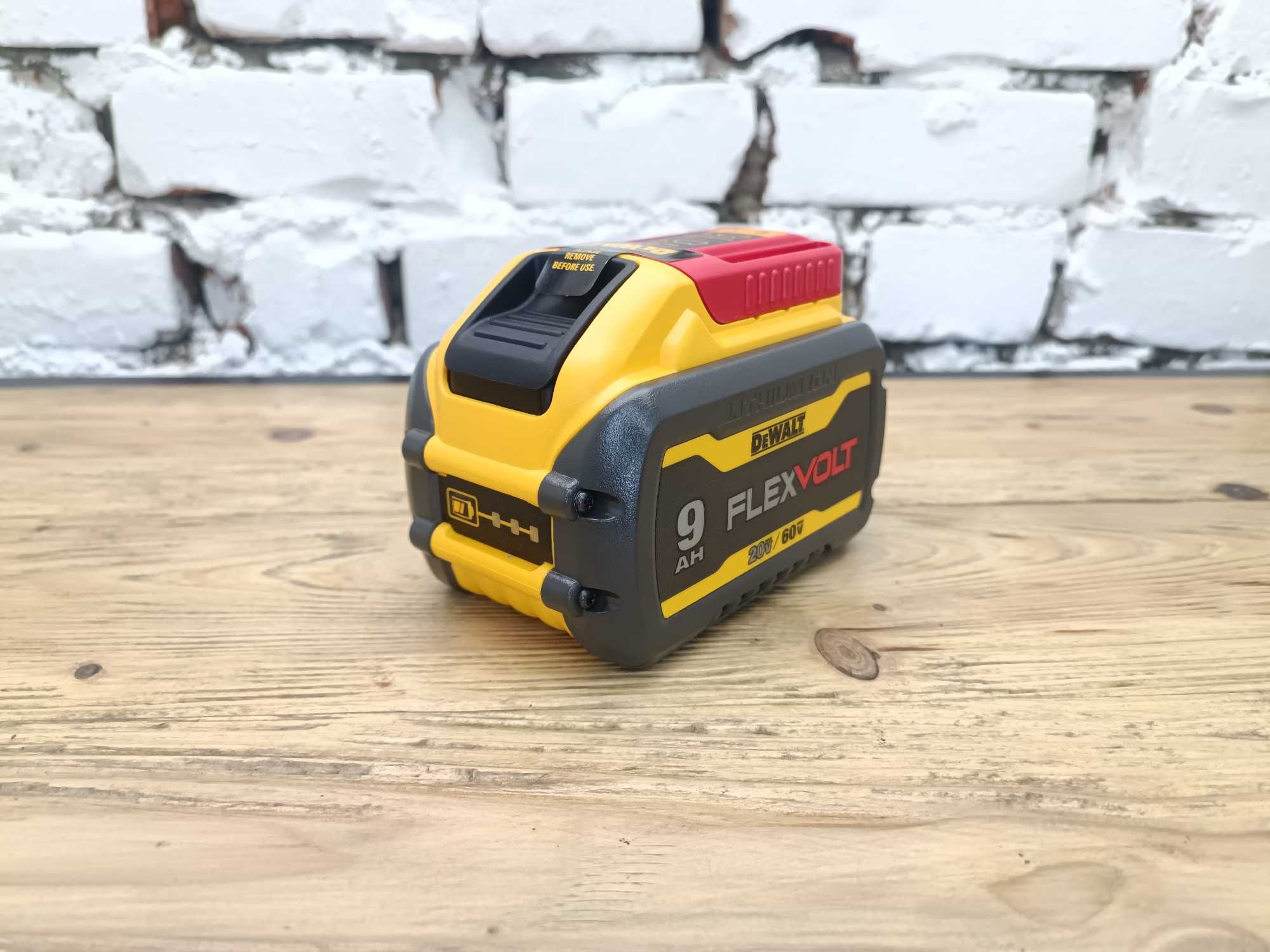 Акумулятор батарея DeWALT FLEXVOLT DCB609 (DCB547) 9Ah 20v\60v з США