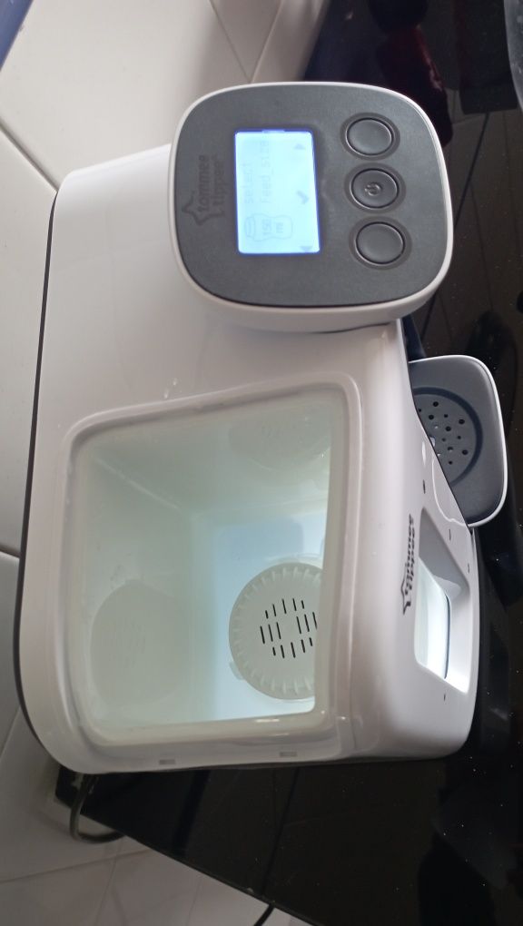 Tommee Tippee day&night preparação biberão
