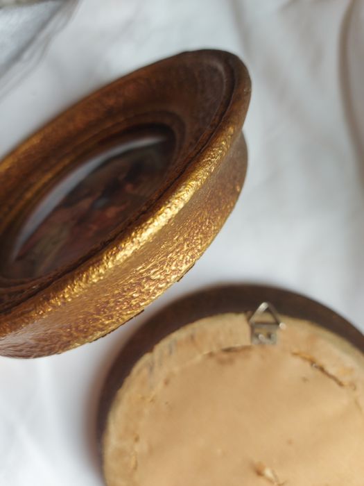 Gravuras em miniatura estilo Florentino, moldura patinada a ouro