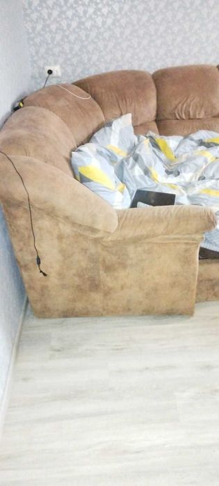 Продам м''який вугловий диван "Моніка"
