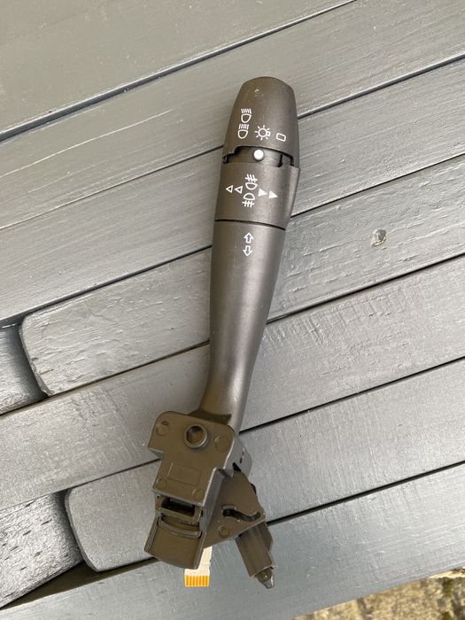 Включатель поворотников Citroen Peugeot 307 301 308 206 207 вантажівок