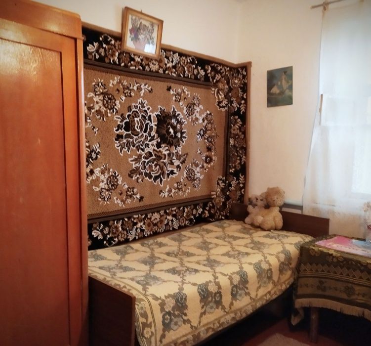 Хмільник. Зозулинці. Цегляний будинок.
